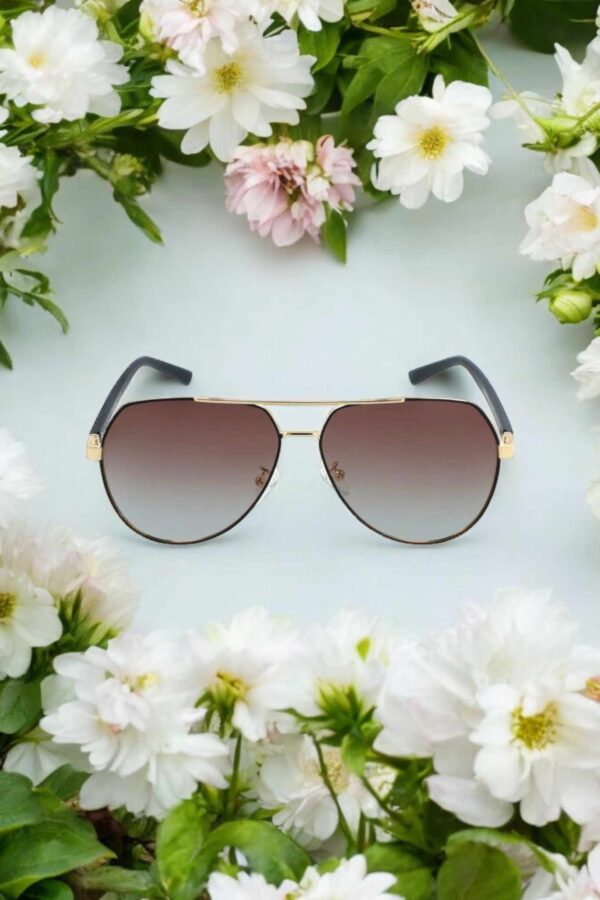 c2f7b55e-4f0f-4fb2-8fc0-55effb1b41f2 Okulary polaryzacyjne brązowe unisex.